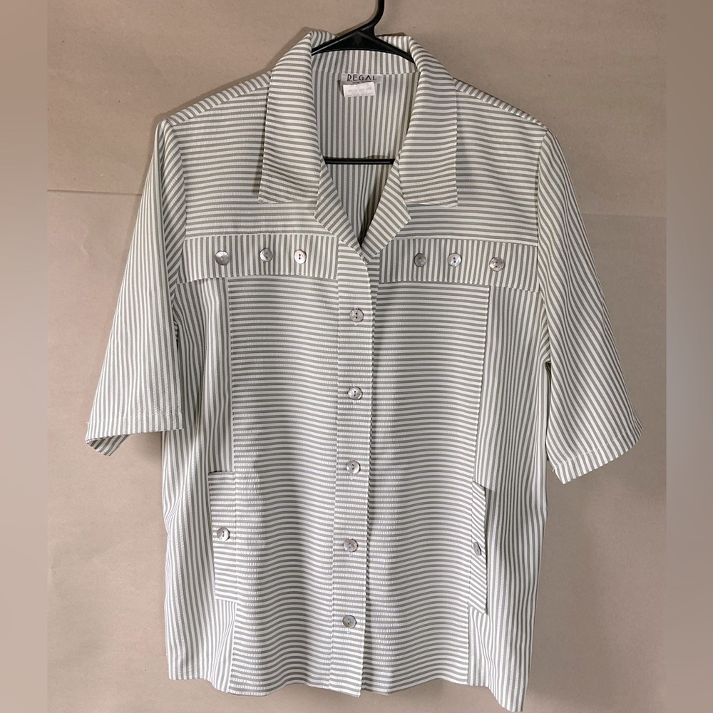 Regan button down shirt. Sage green & white. Size L.